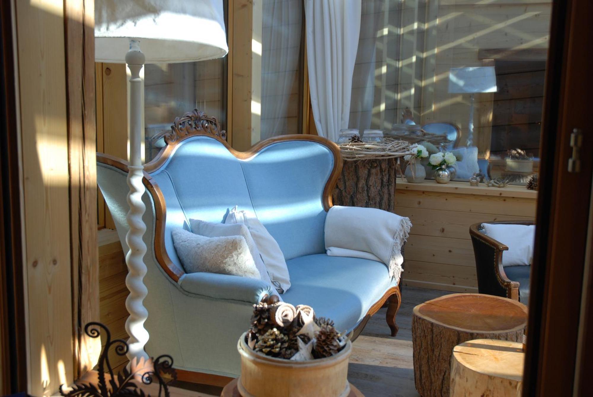 Hotel Chesa Staila ลา ปุนท์-ชามูเอส-เชอ ภายนอก รูปภาพ